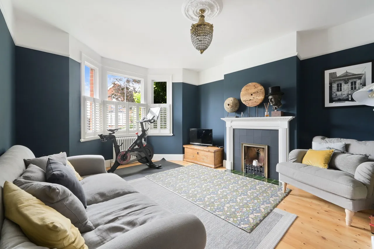 3 bed house for sale — Beauchamp Road, West Molesey, KT8 2PG