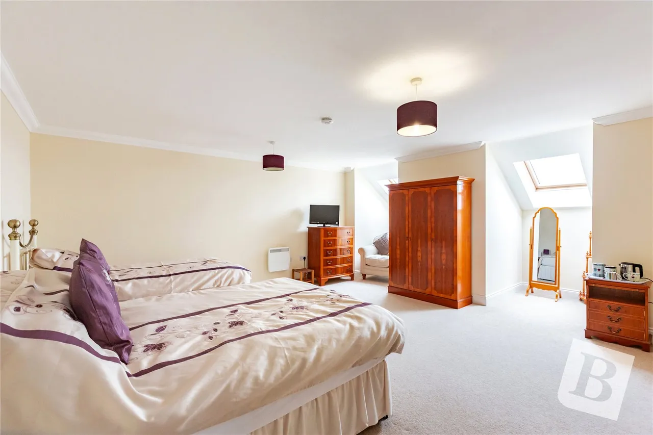 Pell Court, 165-171 Hornchurch Road, Hornchurch, RM12, photo 9