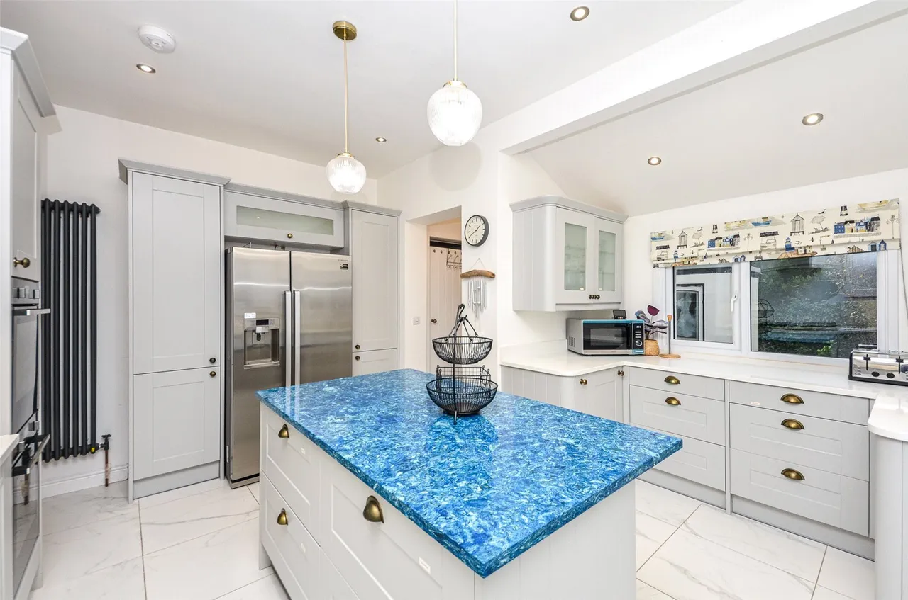 Pen Y Bryn Road, Colwyn Bay, LL29, photo 5