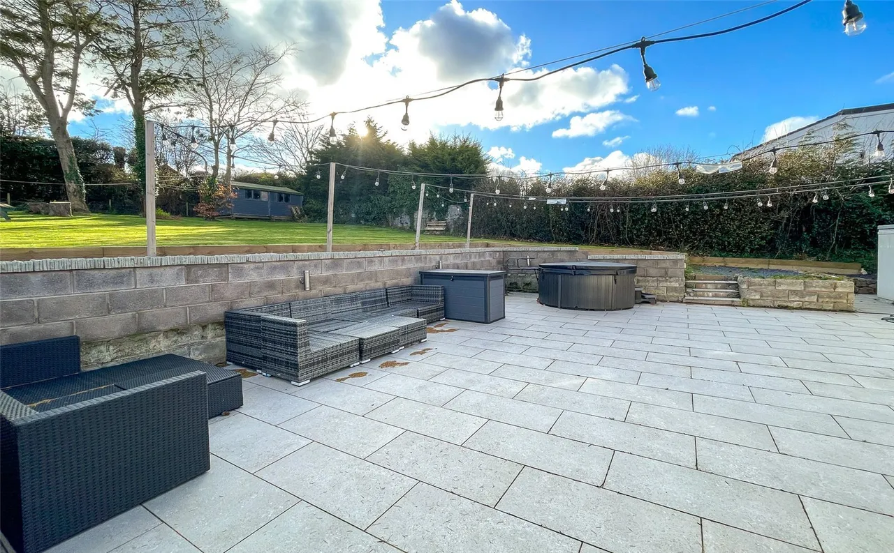 Pen Y Bryn Road, Colwyn Bay, LL29, photo 11