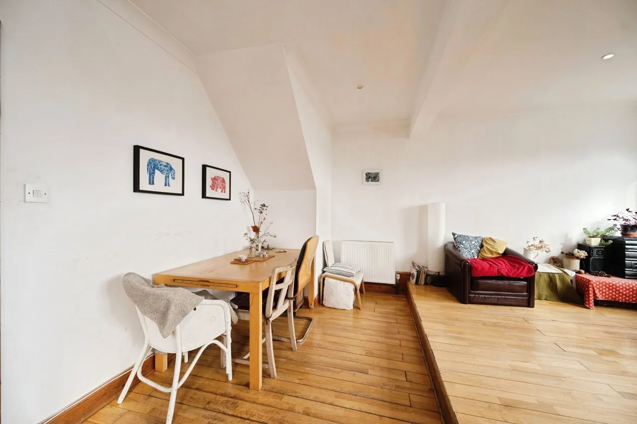 Sandy Beach Estate, Hayling Island, PO11, photo 17
