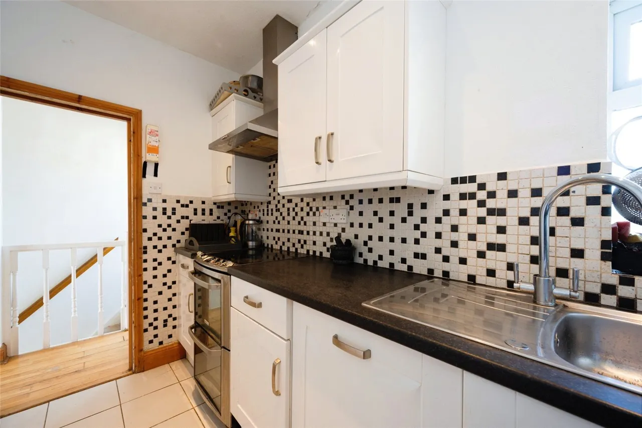 Sandy Beach Estate, Hayling Island, PO11, photo 10