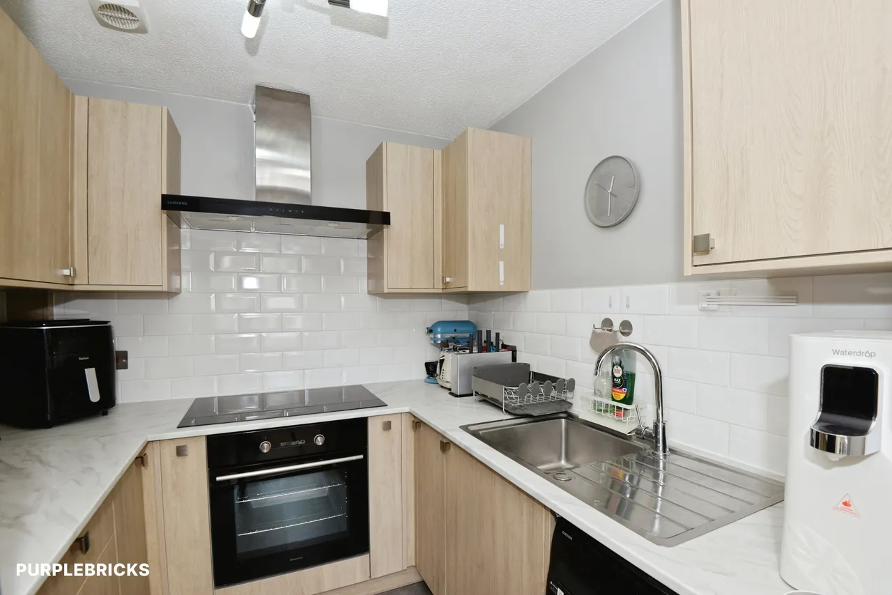 Ancona Close, Ramleaze, SN5, photo 5