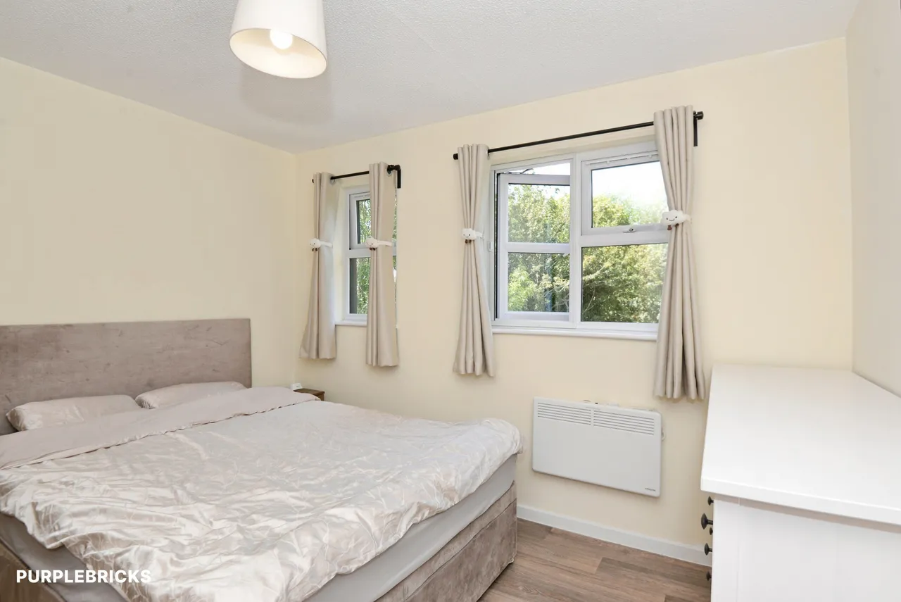 Ancona Close, Ramleaze, SN5, photo 8