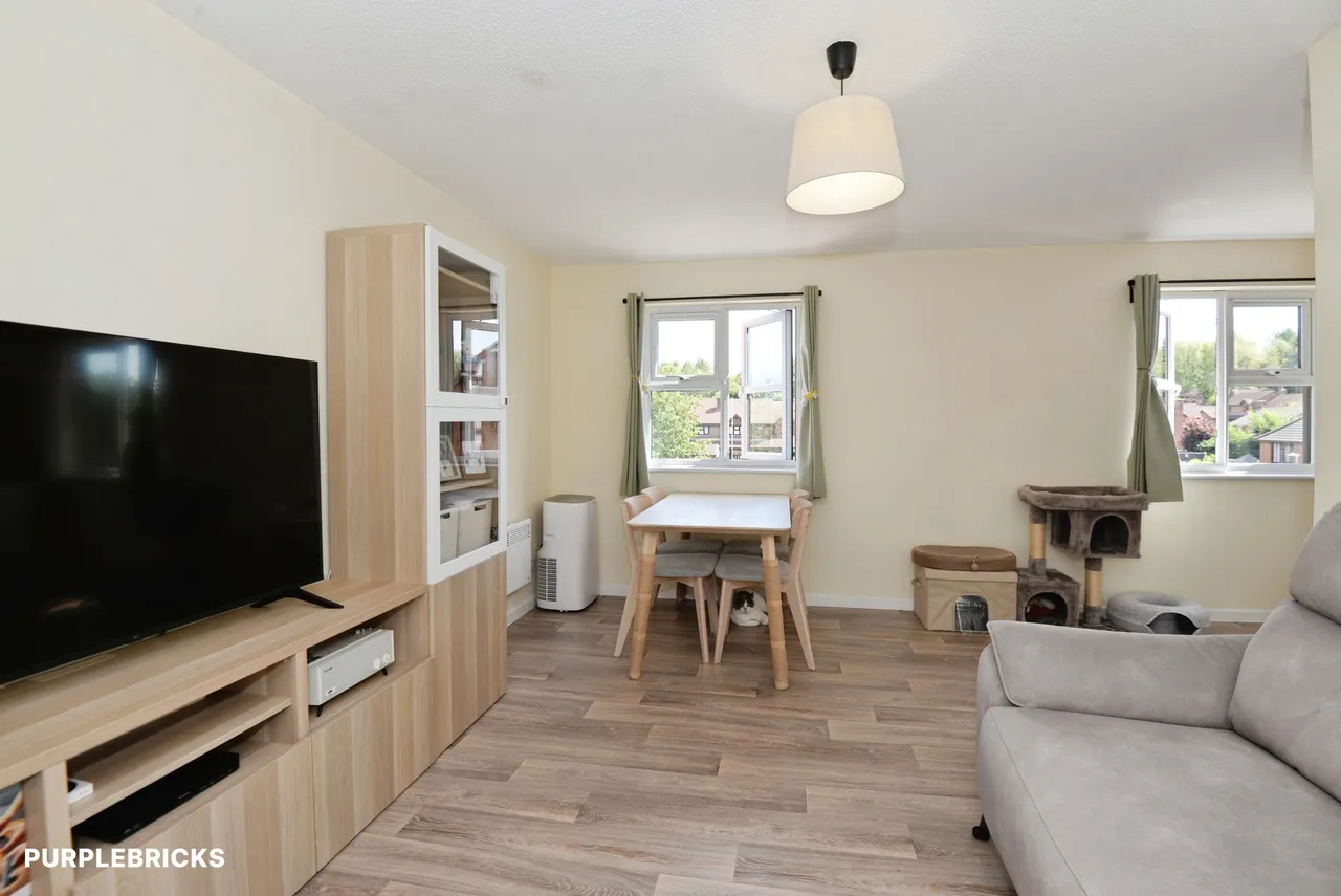 Ancona Close, Ramleaze, SN5, photo 2