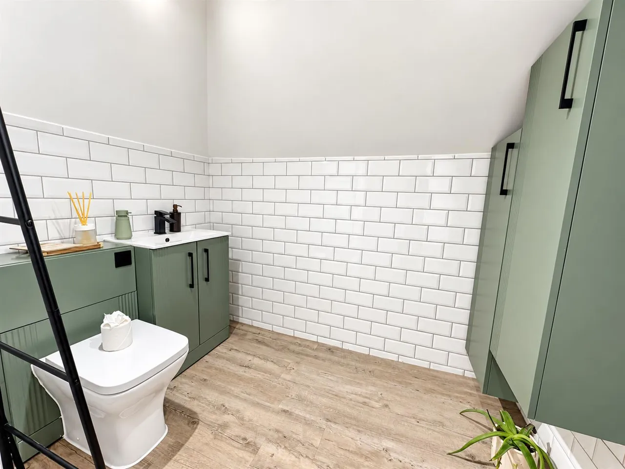Victoria Place, Cairnhill, ML6, photo 14