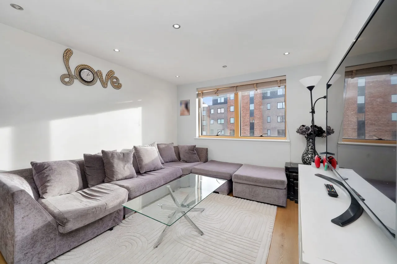 Gifford Road, London, NW10, photo 6