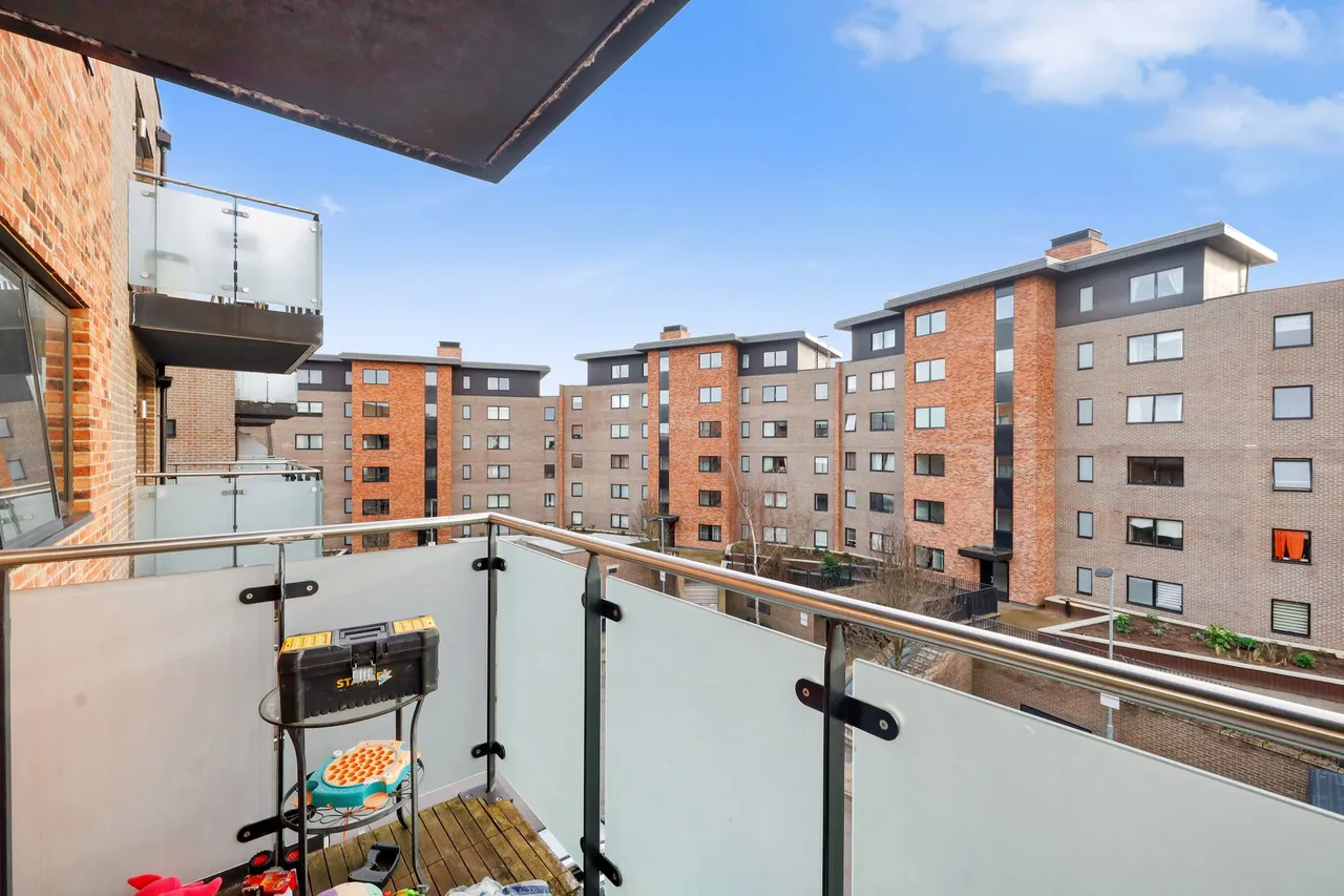 Gifford Road, London, NW10, photo 3