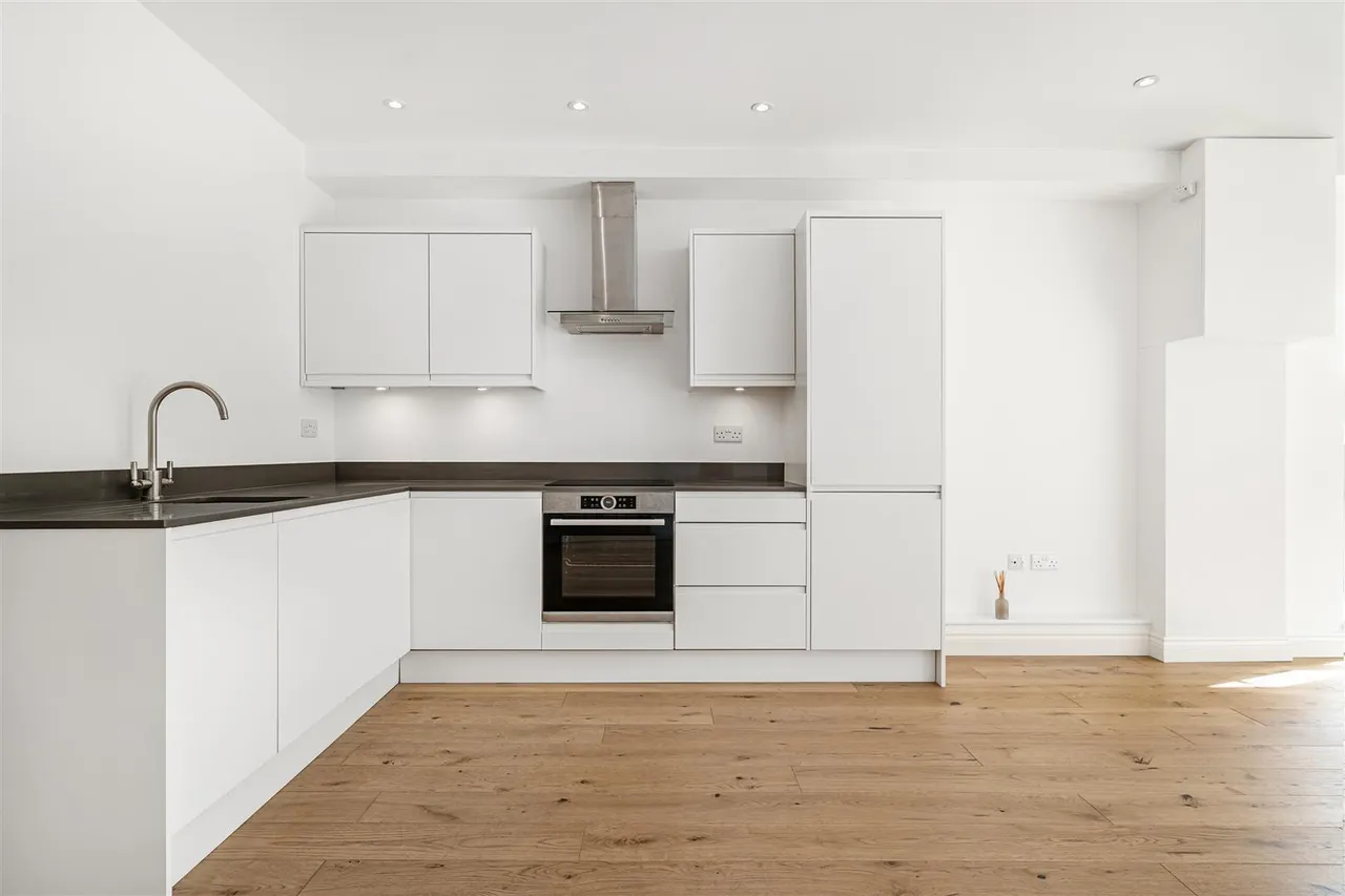2 bed flat for sale, Anerley Road, Penge, SE20