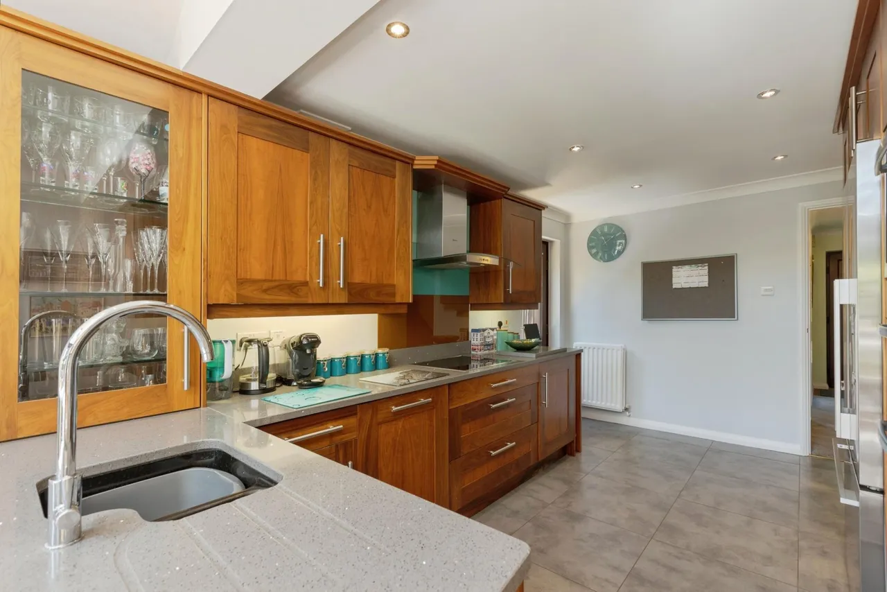 Pinehurst, Sevenoaks, TN14, photo 8