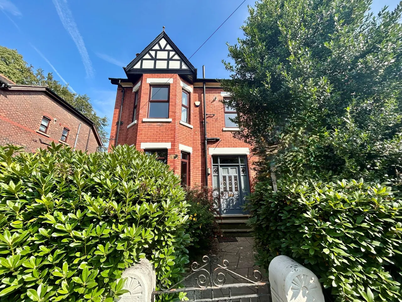 6 bed house for sale, Park Gate Avenue, Manchester