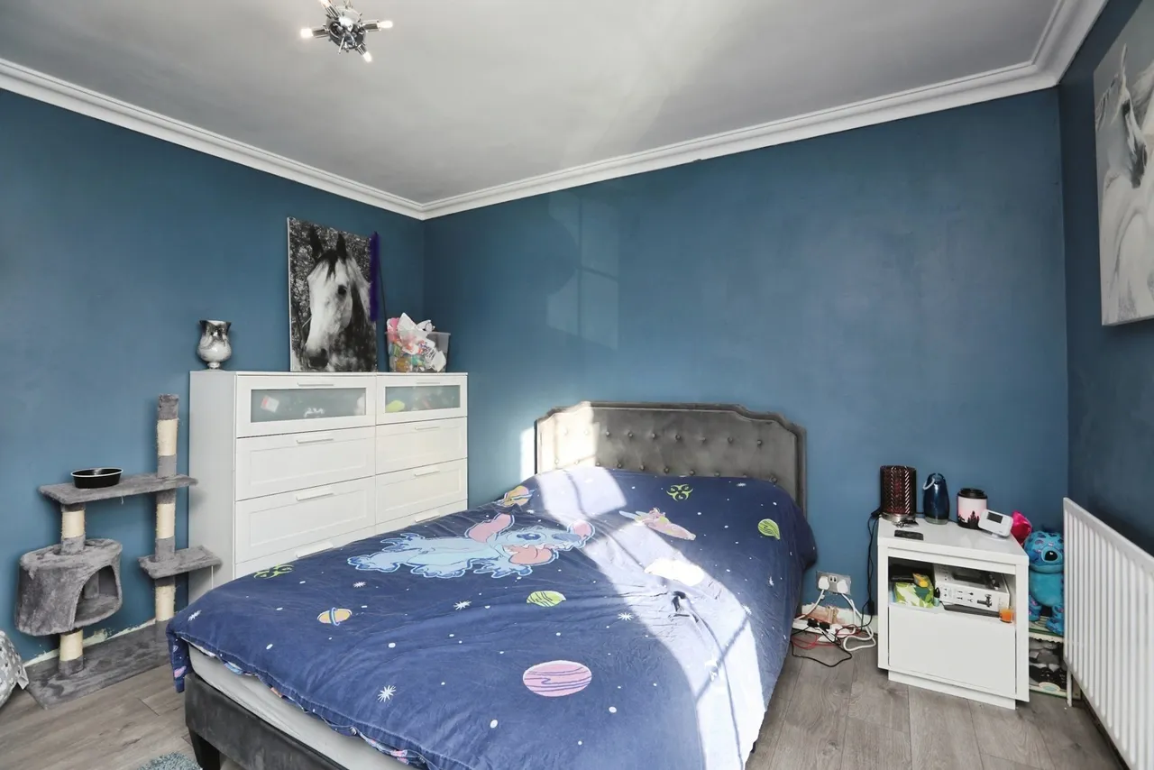Church Road, Murston, Sittingbourne, Kent, ME10, photo 11