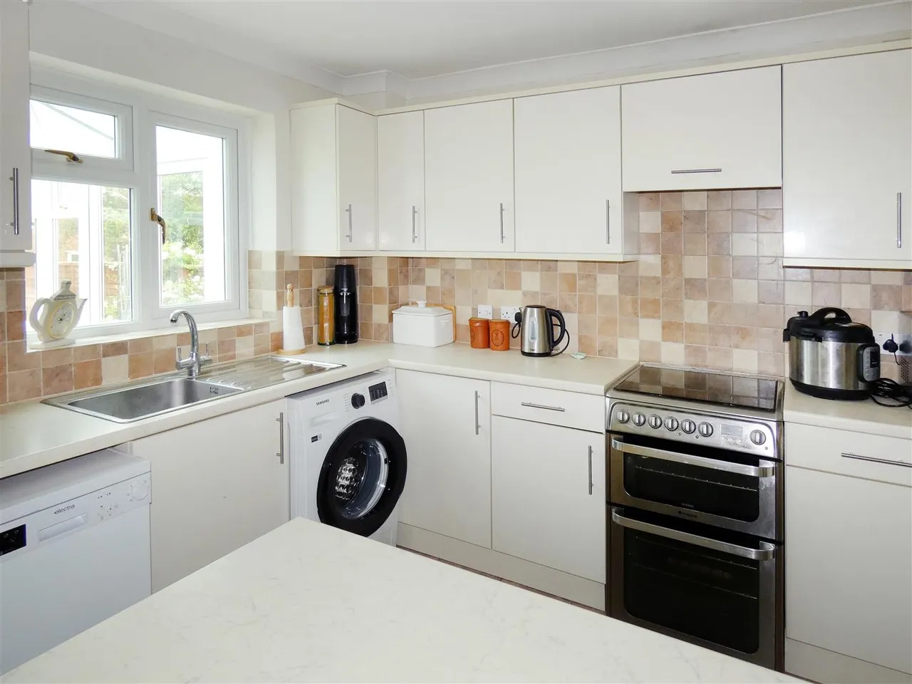 Kenhurst, East Preston, photo 6