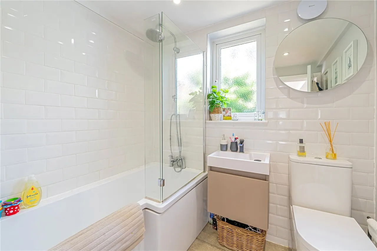 Marsh Farm Road, Twickenham, TW2 6SH, photo 10