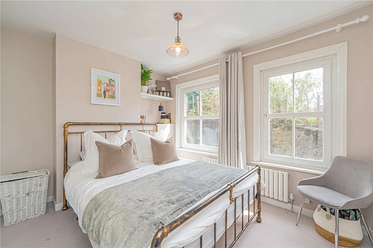 Marsh Farm Road, Twickenham, TW2 6SH, photo 8