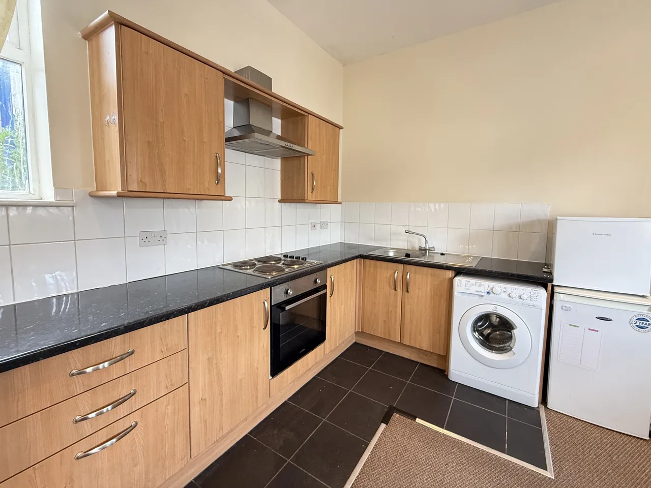 1 bed flat to rent, High St, Morley, LS27