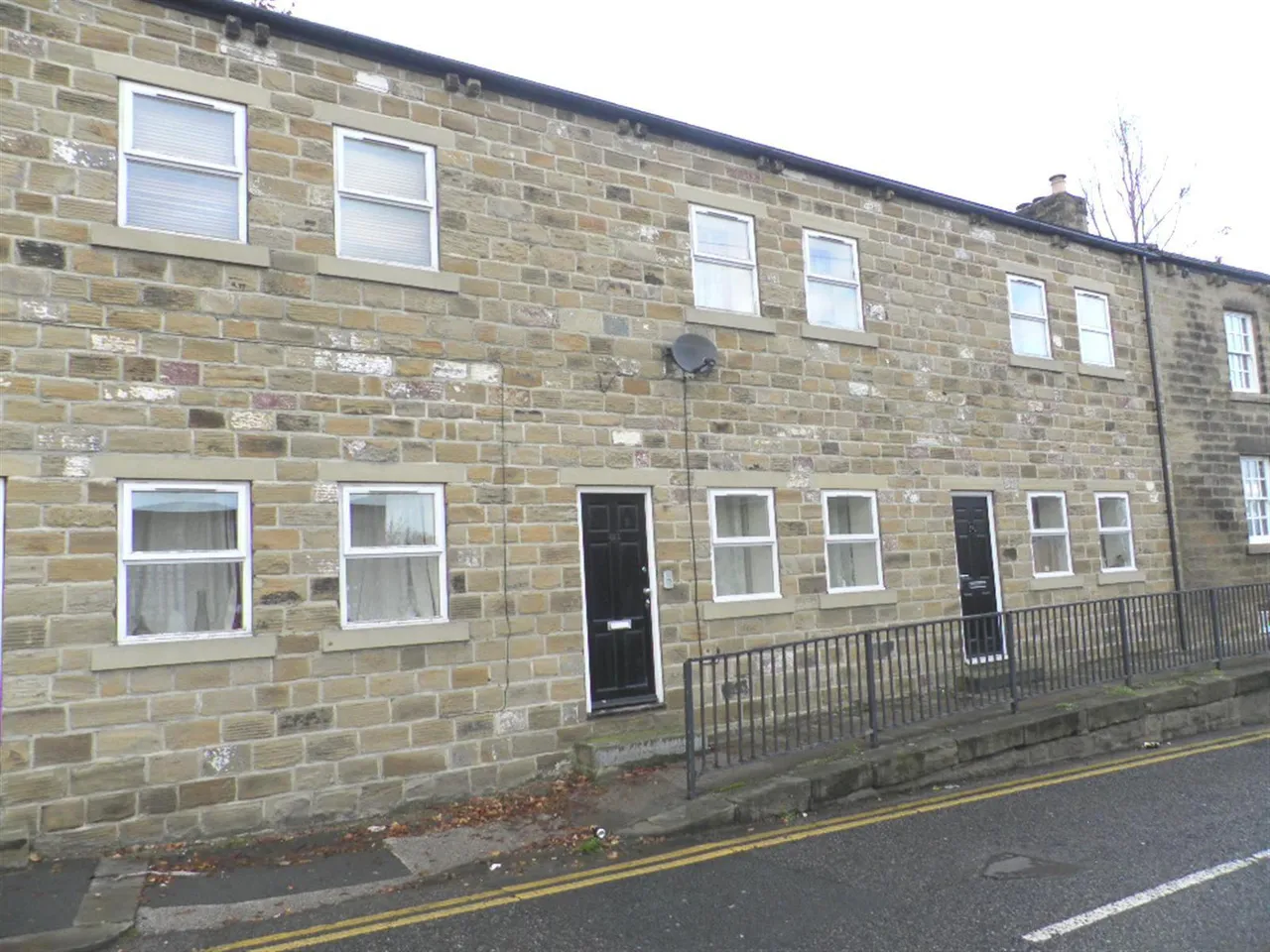 High St, Morley, LS27, photo 5