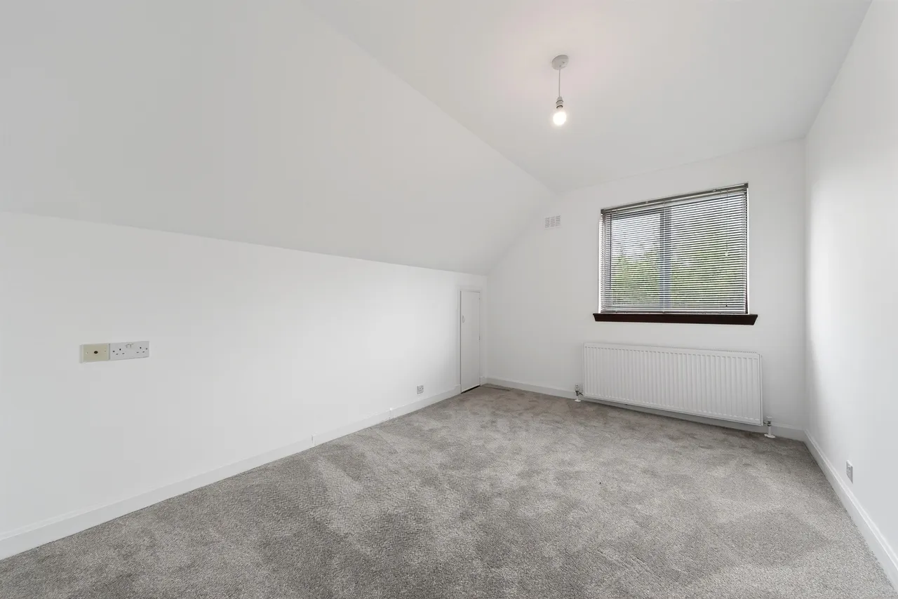 Broomfield Avenue, Newton Mearns, G77, photo 13