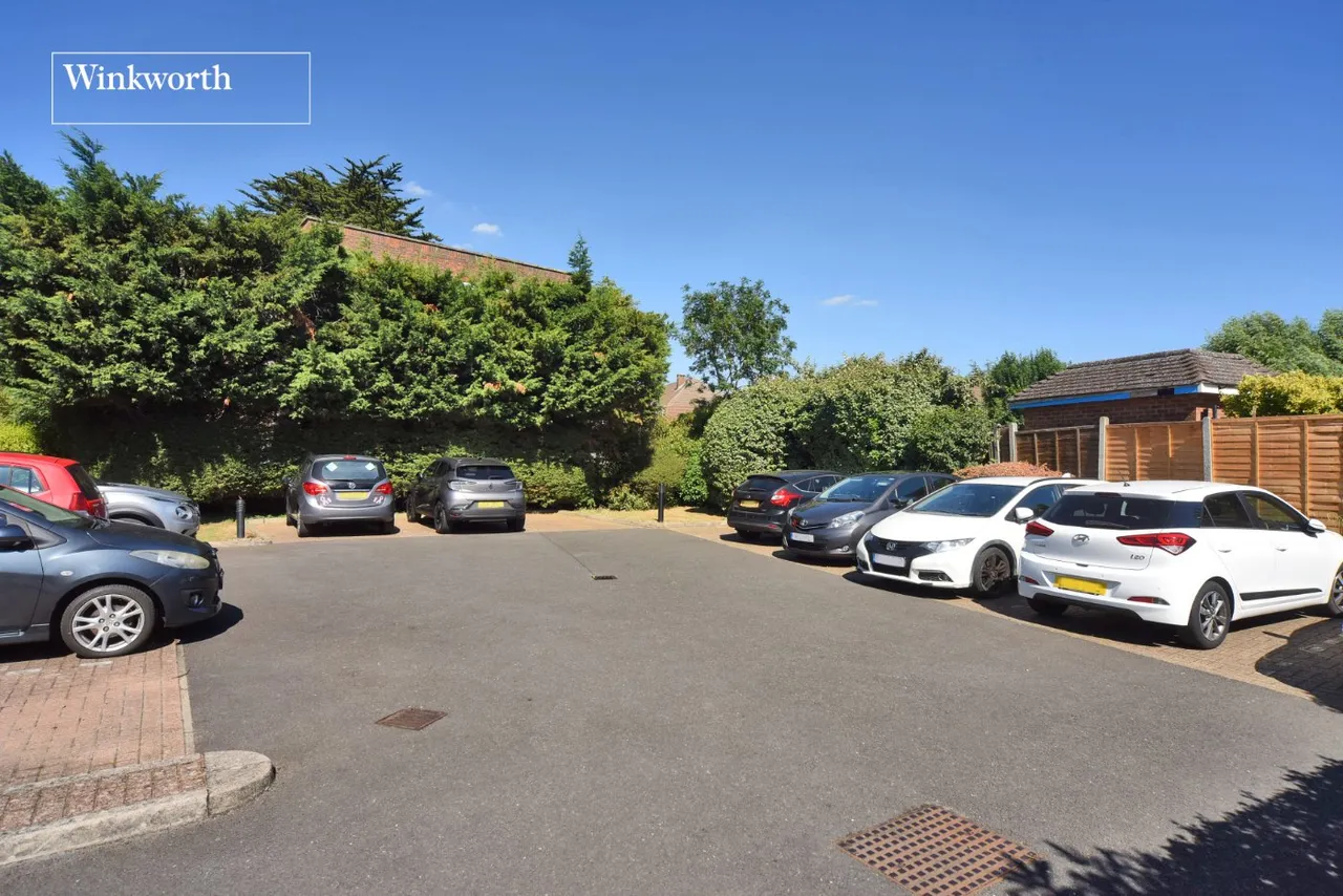 Wordsworth Drive, Cheam, Sutton, SM3, photo 9
