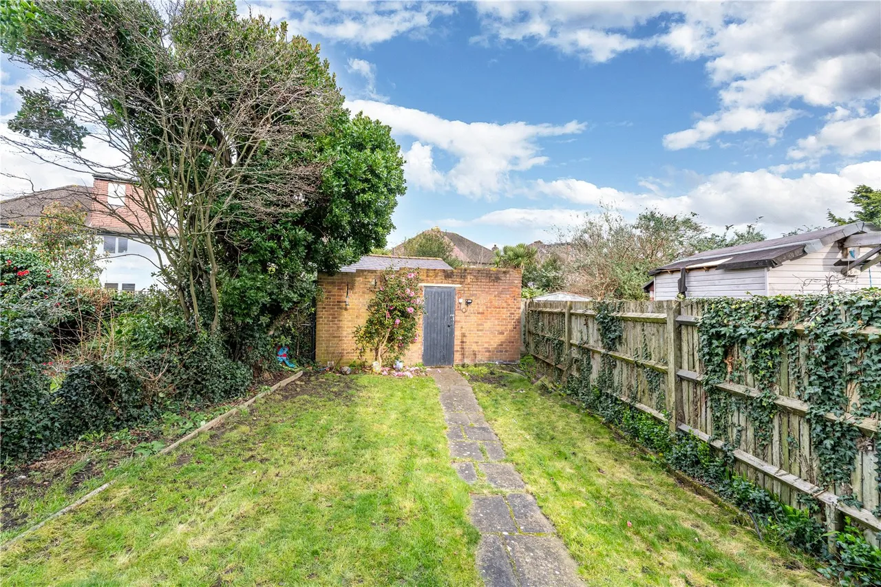 Rivermeads Avenue, Twickenham, TW2 5JQ, photo 7
