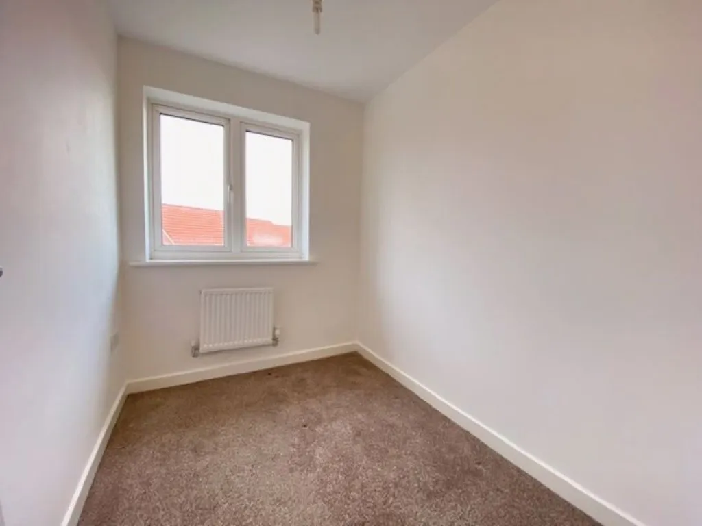 Ramsay Road, Calne, photo 7