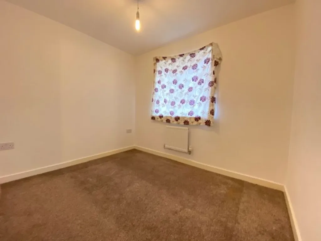 Ramsay Road, Calne, photo 6