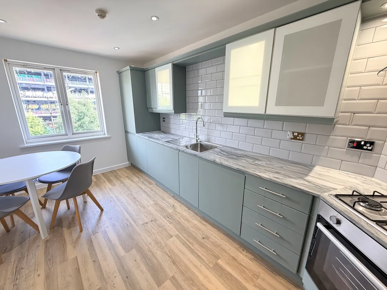 2 bed flat to rent — Amalfi House, Ffordd Garthorne, Cardiff Bay