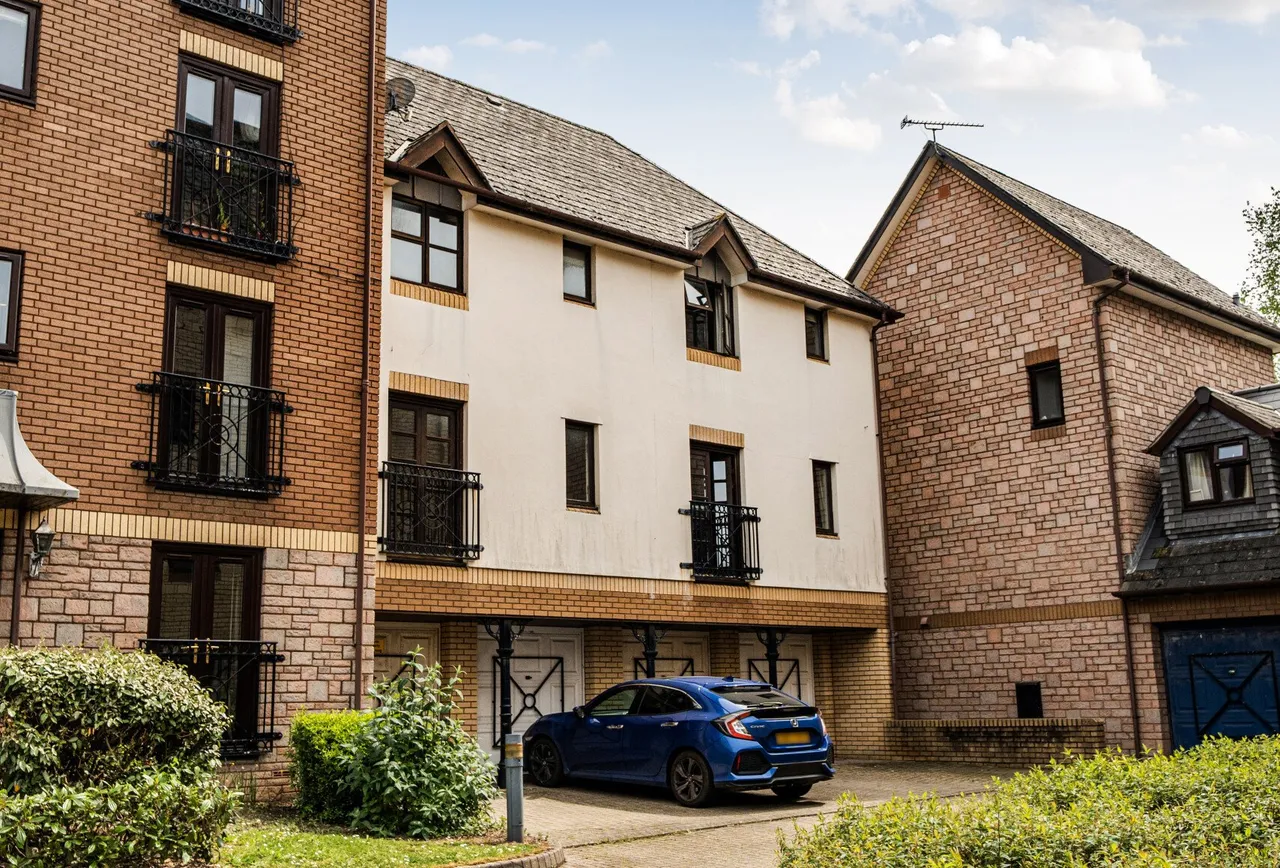 2 bed flat for sale — Butlers Walk, Bristol, Crews Hole, BS5 8DA
