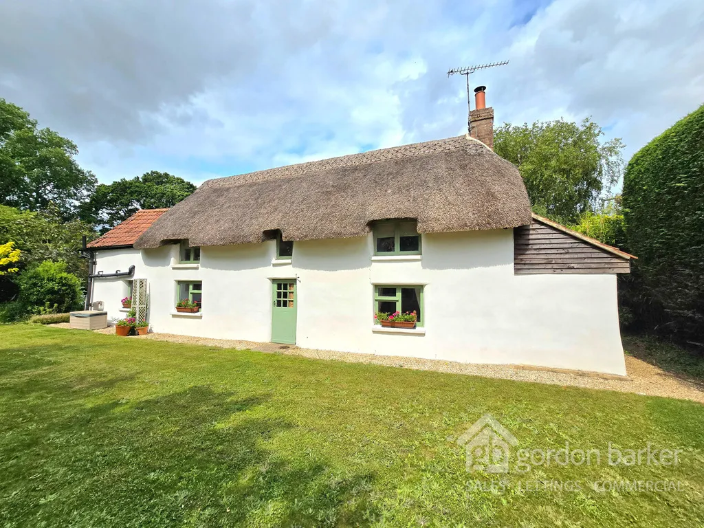 Crescent Road, Verwood, BH31 6DA, photo 8