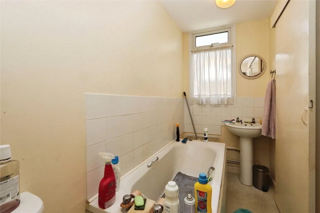 Buttgarden Street, Bideford, EX39, photo 7