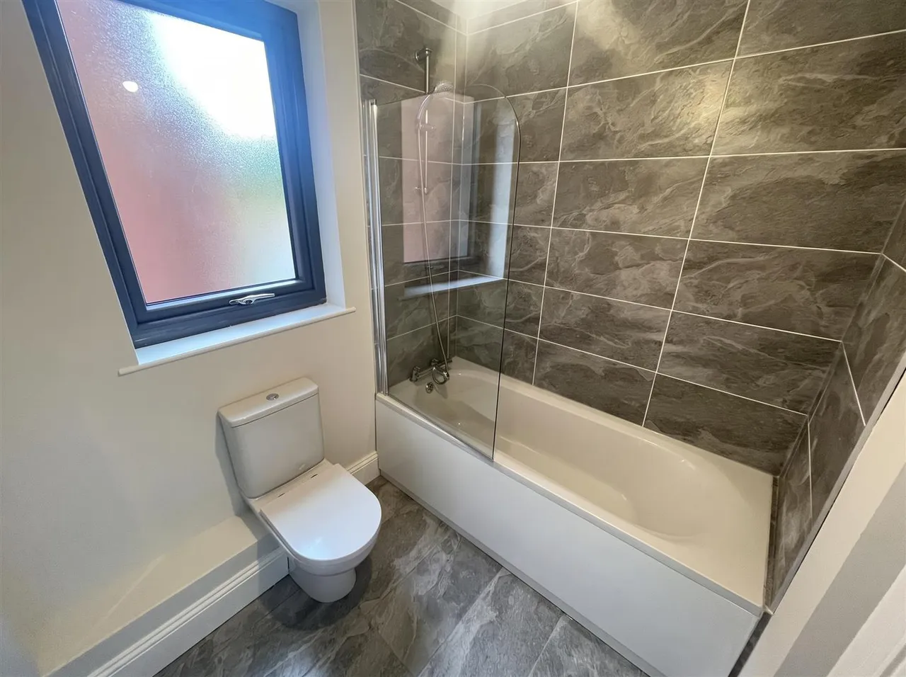Byron Halt Kinnegar Drive, Holywood, BT18, photo 14
