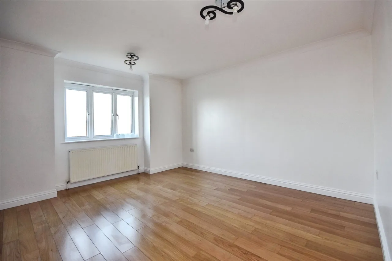 Clayburn Circle, Basildon, Essex, SS14, photo 7
