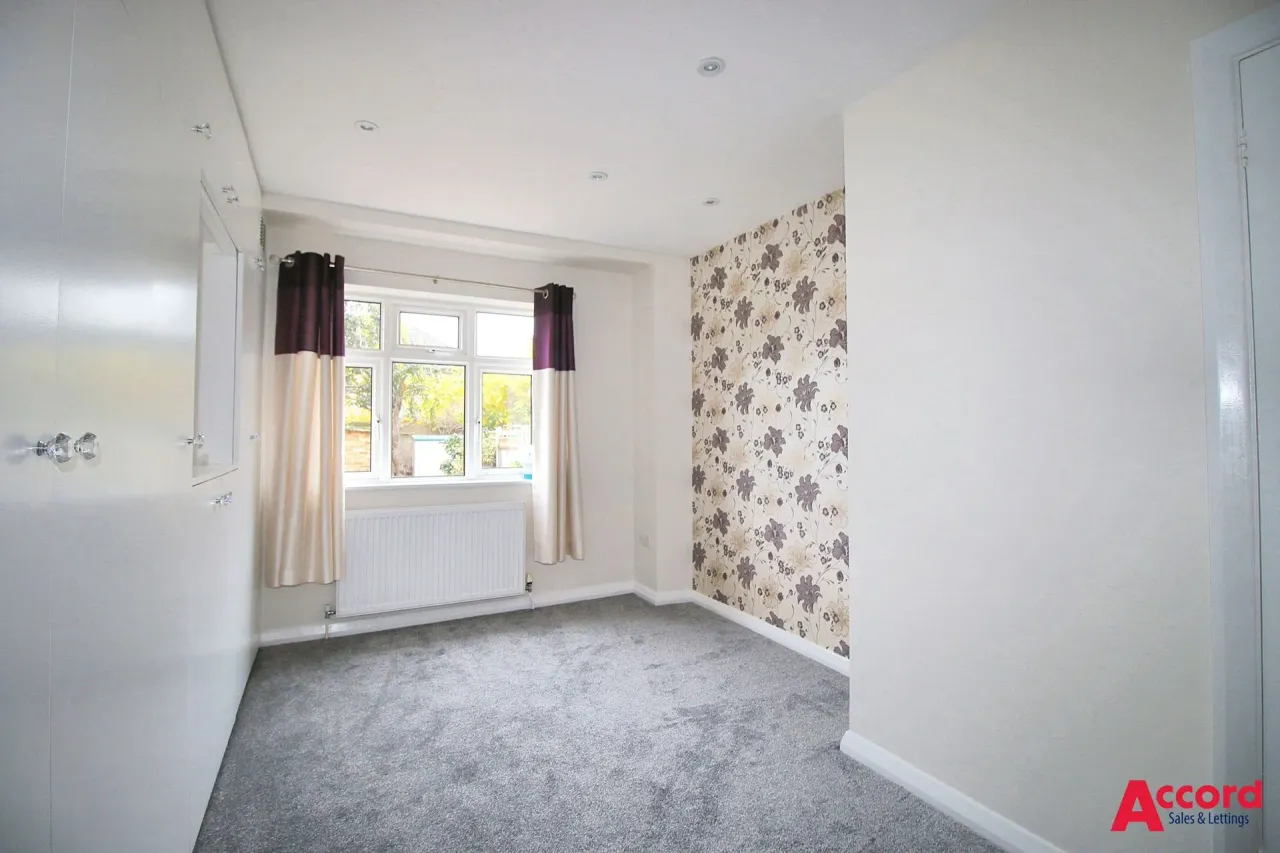 Chalforde Gardens, Romford, RM2, photo 7