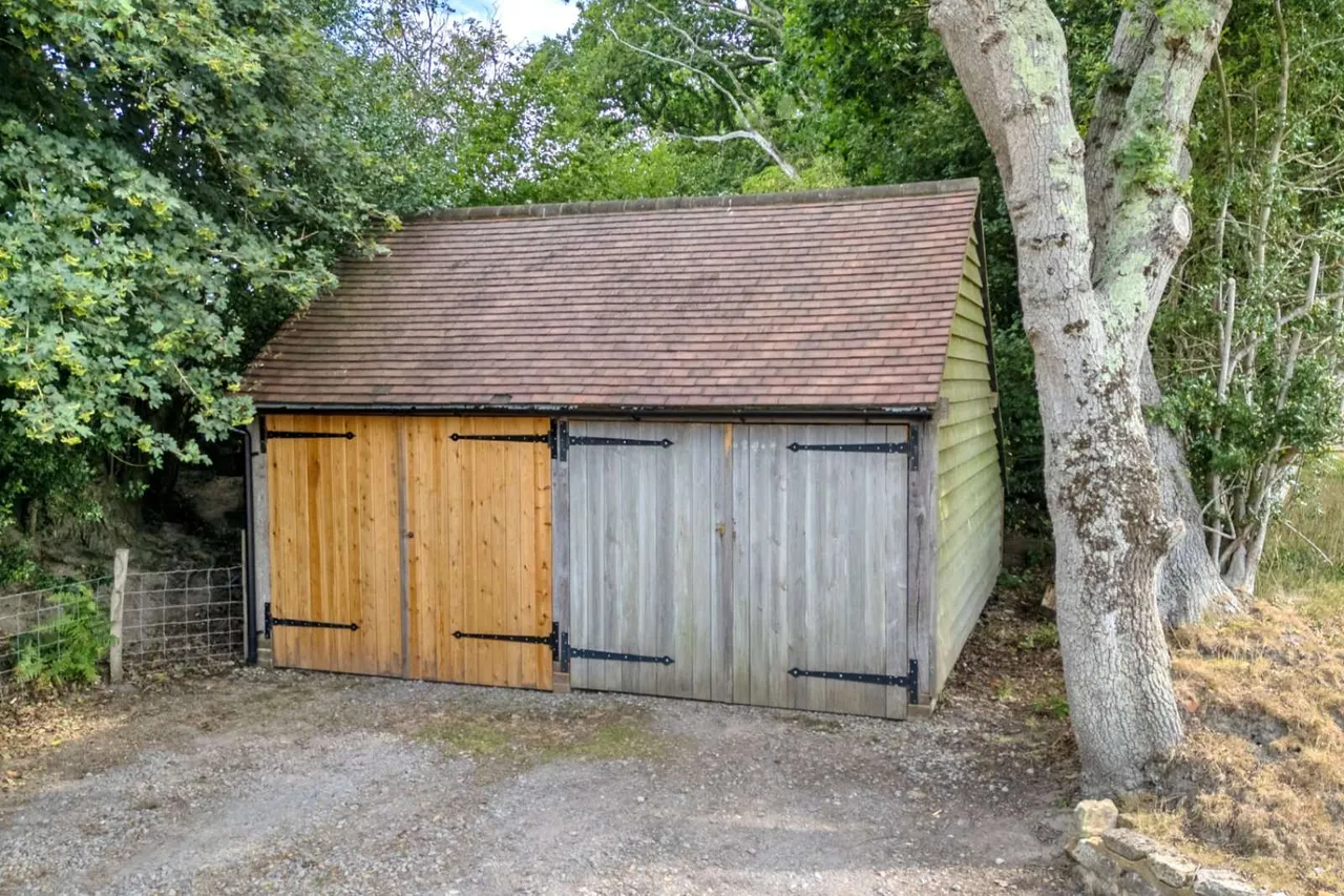 Pound Lane, Framfield, TN22, photo 27
