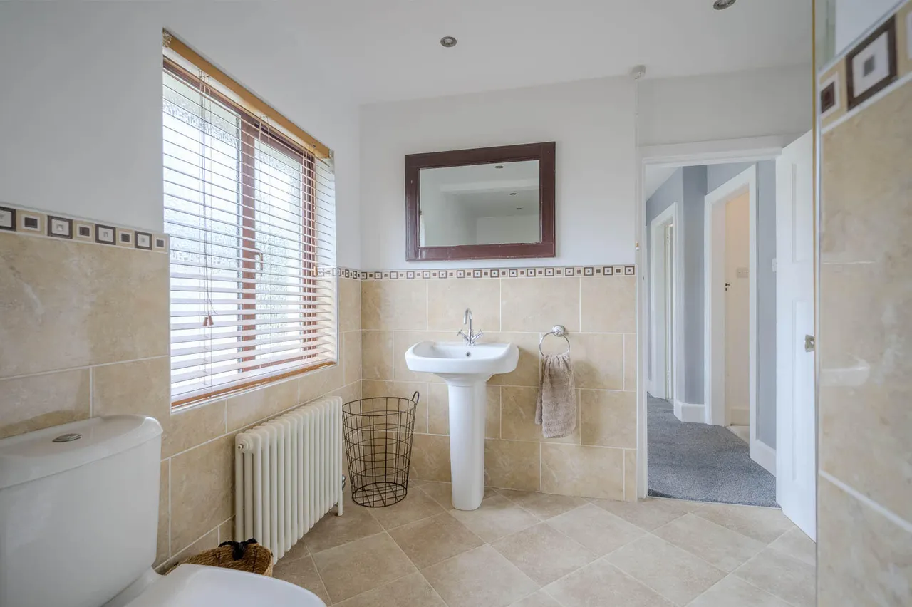 Demesne Road, holywood, BT18, photo 31