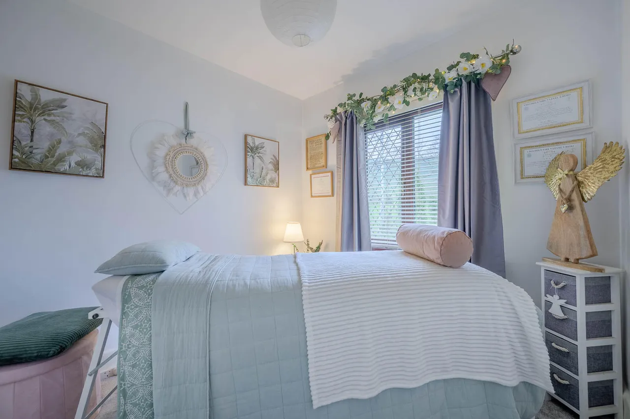 Demesne Road, holywood, BT18, photo 27