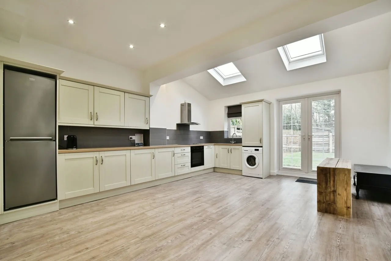Bowery Avenue, Cheadle Hulme, Cheadle, Greater Manchester, SK8, photo 11