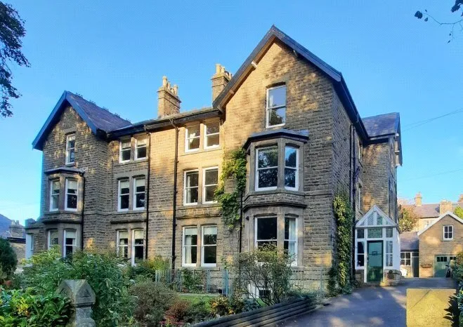 2 bed flat for sale — College Road, BUXTON, Derbyshire, SK17