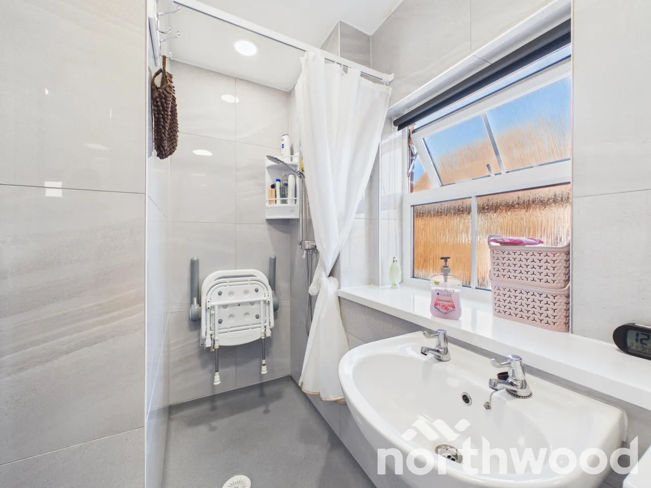 Imperial Way, Singleton, TN23, photo 14