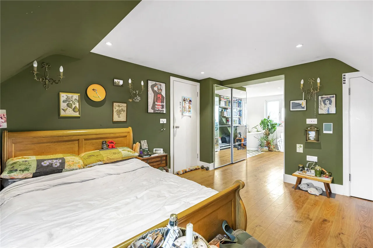 Wayside Close, London, N14 4LB, photo 37