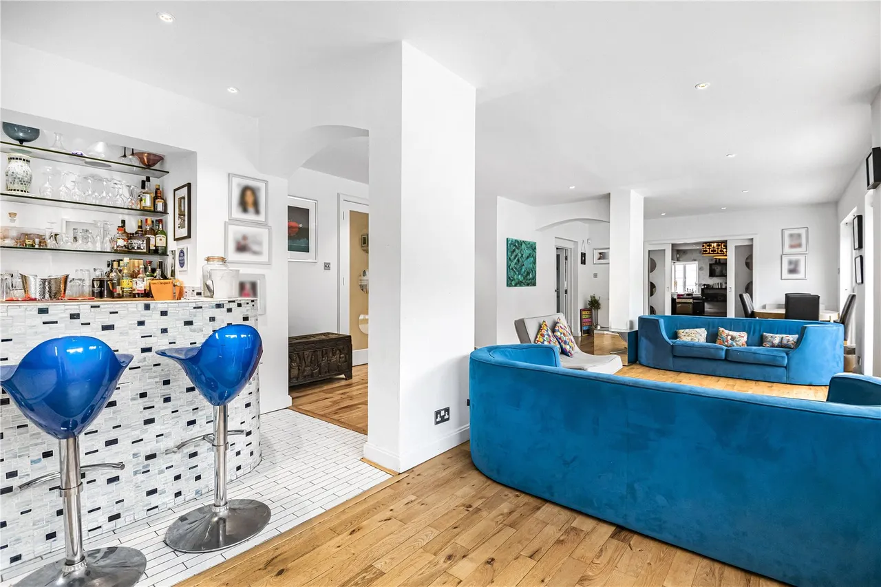 Wayside Close, London, N14 4LB, photo 7