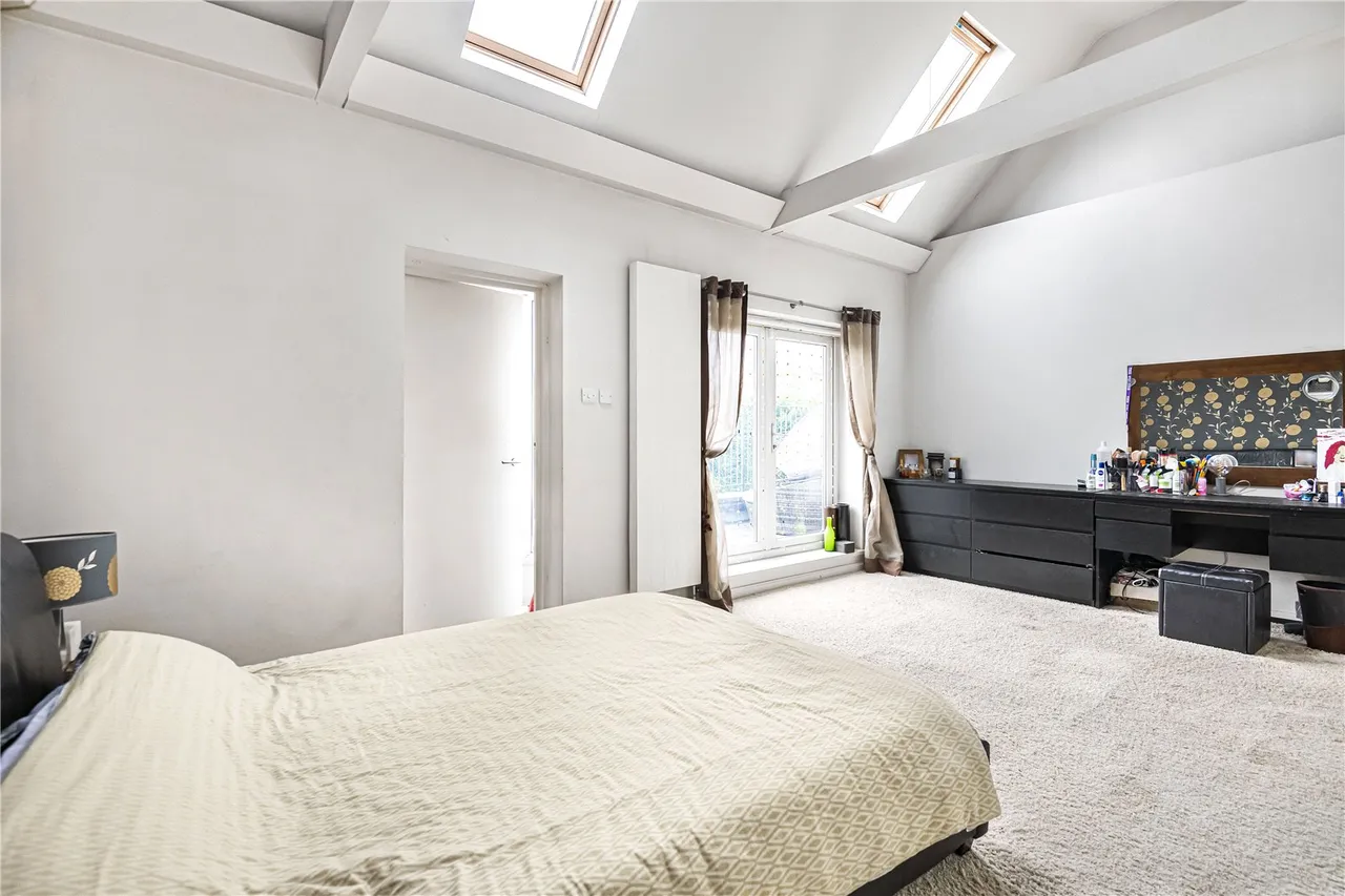 Wayside Close, London, N14 4LB, photo 24