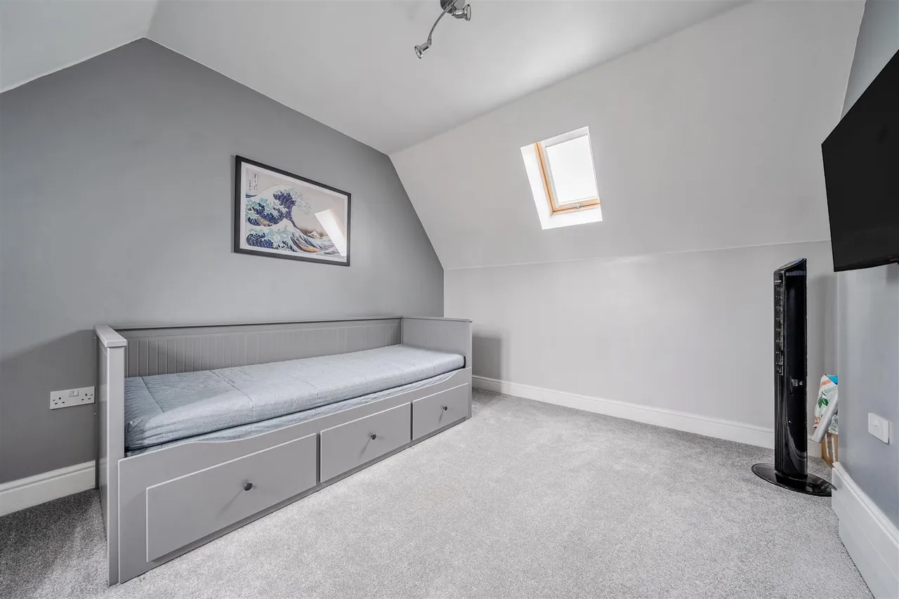 Hulbert Close, Hilperton, BA14, photo 10