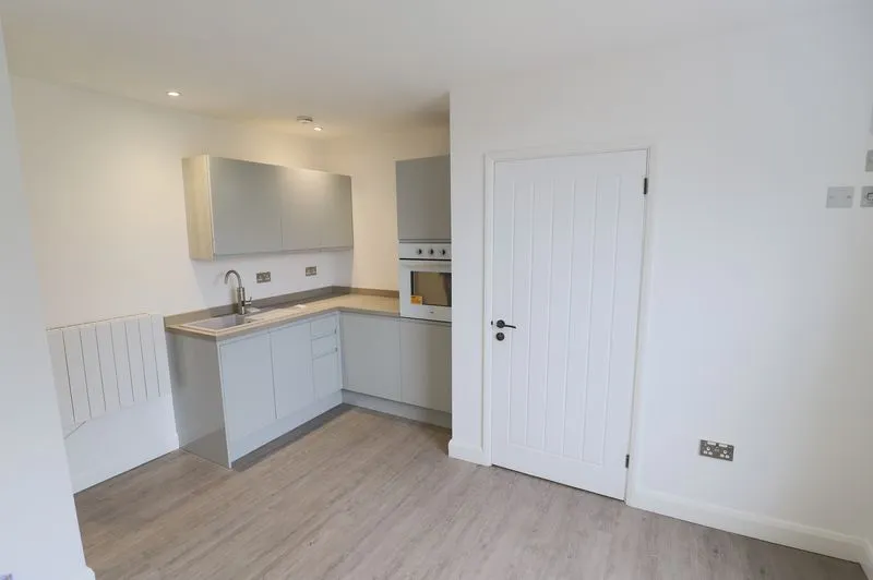 Church Road, Alphington, Exeter, photo 15