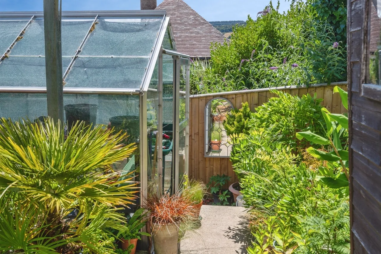 Hemp Gardens, Minehead, TA24, photo 19
