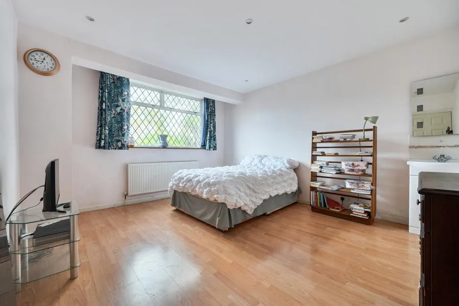 Harefield Road, Uxbridge, UB8, photo 13