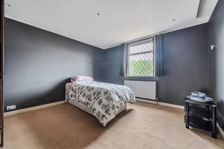 Harefield Road, Uxbridge, UB8, photo 8