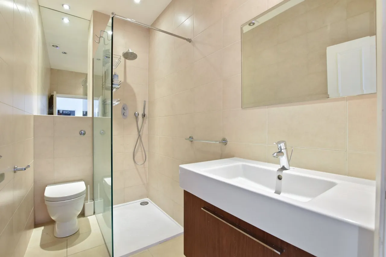 Brondesbury Villas, London, NW6, photo 8