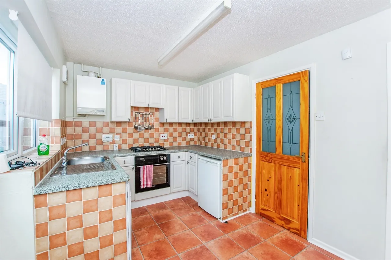 Henry Warby Avenue, Elm, PE14, photo 5