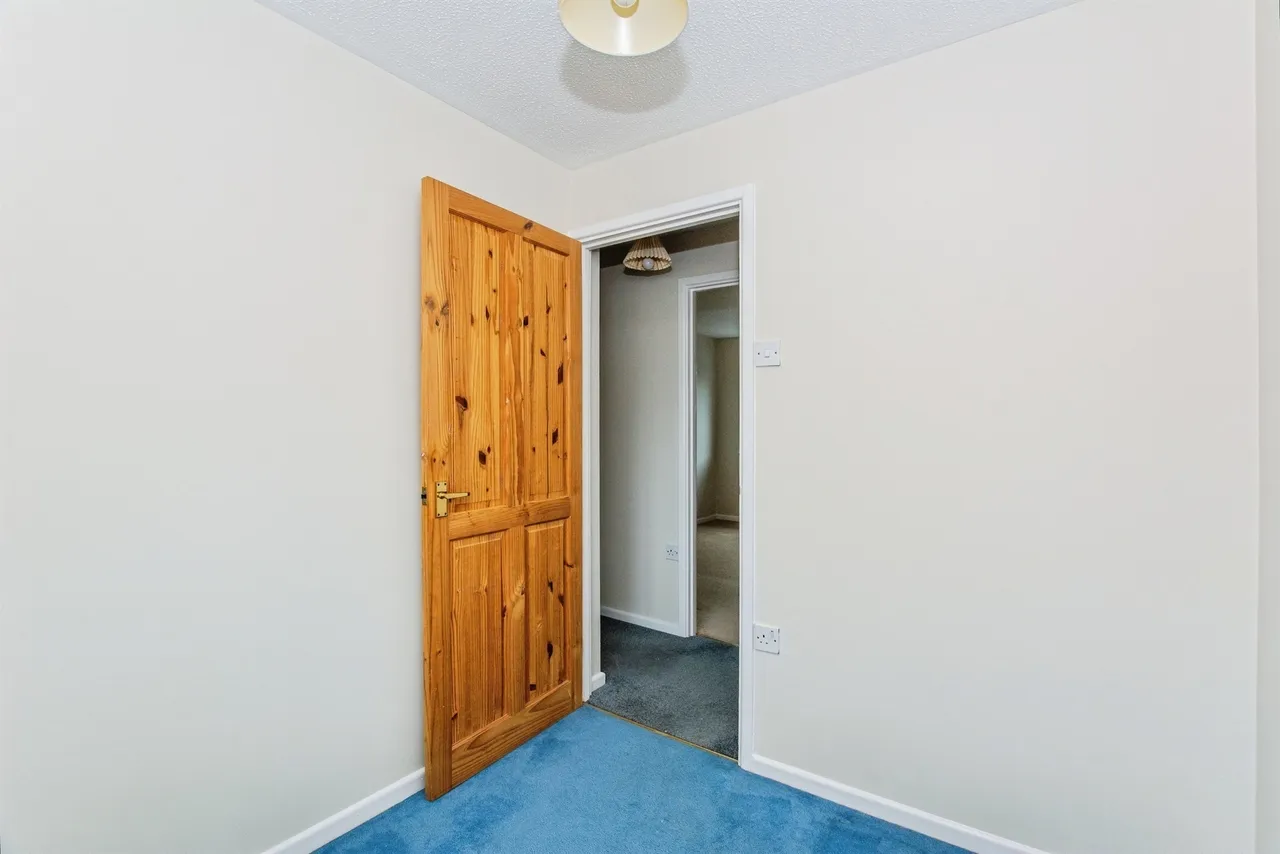 Henry Warby Avenue, Elm, PE14, photo 15